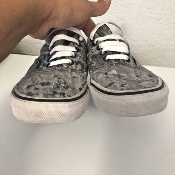 VANS Moon Surface Print Lace up Sneakers M6.5 W8 - Picture 10 of 10